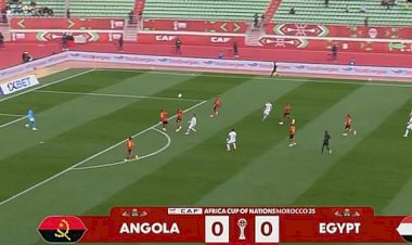 منتخب مصر يتعادل أمام أنجولا ويتصدر مجموعته بأمم أفريقيا
