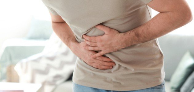 7 حلول طبيعية يمكن أن تخفف أعراض التهاب المعدة