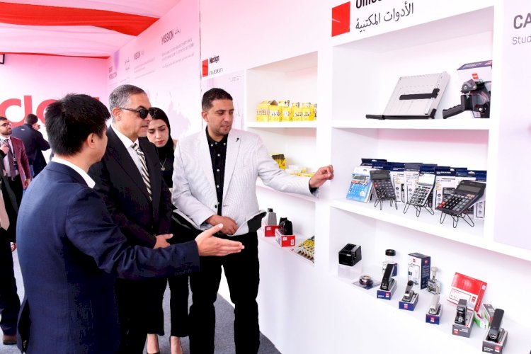 رئيس الهيئة العامة للاستثمار والمناطق الحرة يشارك في وضع حجر الأساس لقاعدة مصنع "ديلي إيجيبت"