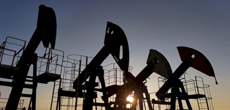 النفط يعاود الارتفاع بعد خسائر حادة مع تعثر محادثات السلام في أوكرانيا