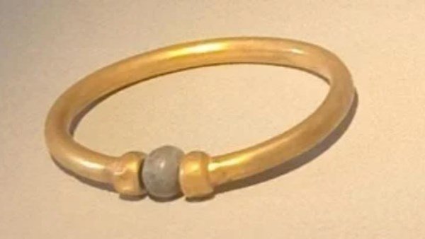 السجن 15 سنة للمتهمين بسرقة الأسورة الأثرية من المتحف المصرى 