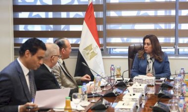 وزيرة التنمية تناقش مع عدد من قيادات الوزارة الرؤية المتكاملة لتنمية وتطوير مدينة رشيد بمحافظة البحيرة