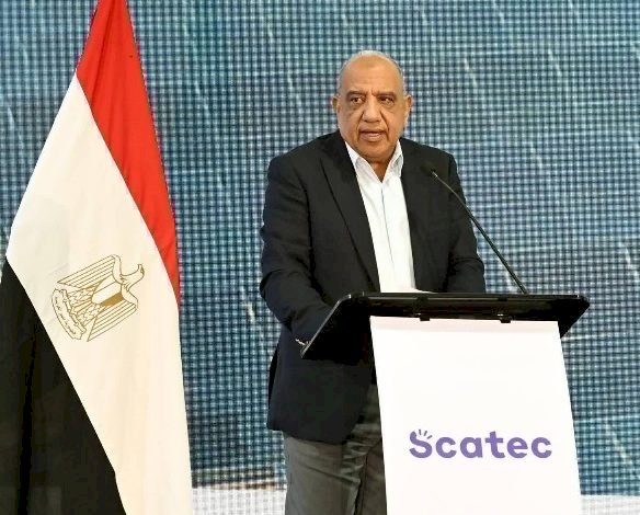 وزير الكهرباء يغادر إلى الصين لبحث الخطوات التنفيذية لإقامة مصنعي بطاريات تخزين الطاقة