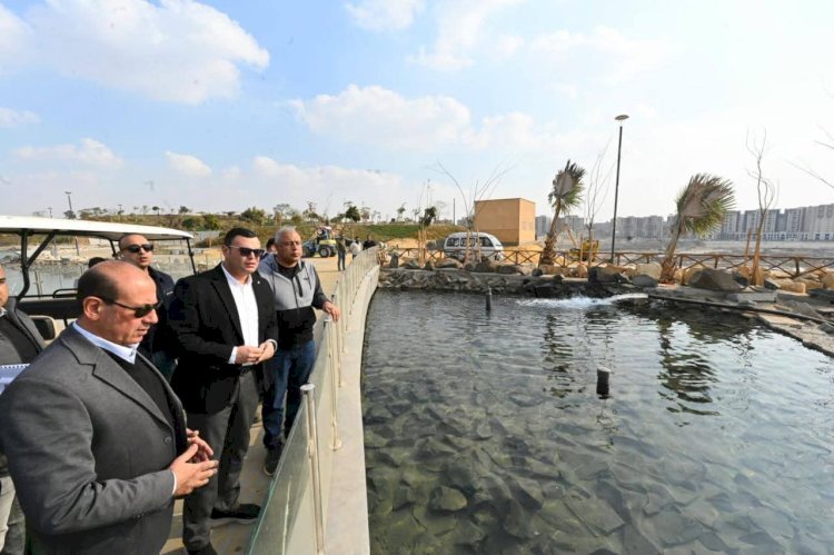 وزير الإسكان ومحافظ القاهرة يتفقدان مشروع حدائق "تلال الفسطاط" بمصر القديمة