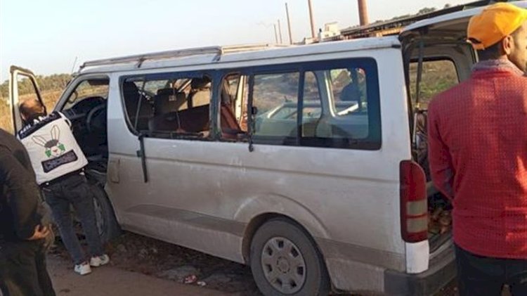 إصابة 10 أشخاص فى حادث انقلاب سيارة ميكروباص بالطريق الساحلى بالبحيرة