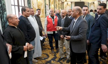 وزير العمل يتفقد اختبارات 2800 عامل من المرشحين لموسم الحج على مهنة "جزار"