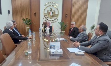 «تطوير التعليم بالوزراء» ونقابة البيطريين يبحثان المسارات الأكاديمية لجامعة الغذاء