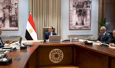 رئيس الوزراء يستعرض محاور عمل وزارة الاتصالات خلال الفترة المقبلة