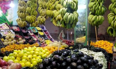 أسعار الخضار والفاكهة في الأسواق اليوم السبت