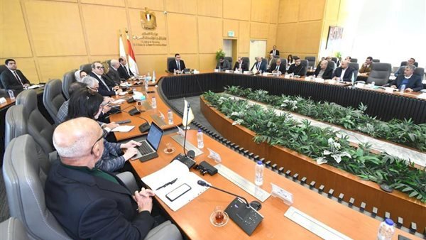 وزير الإسكان يعقد اجتماعاً لمتابعة مشروع تطوير موقع التجلي الأعظم بسانت كاترين