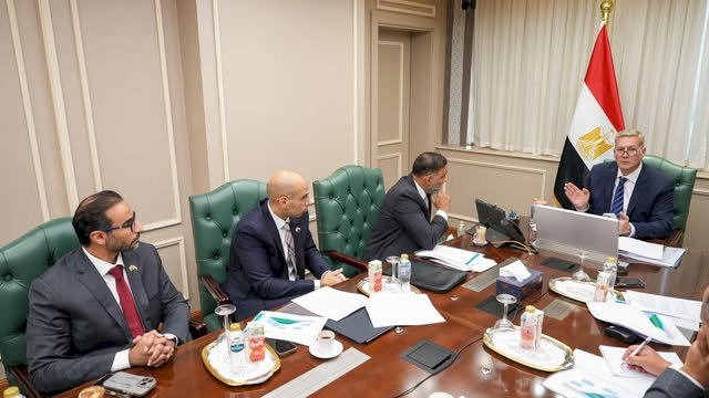 وزير البترول والثروة المعدنية يبحث مع أركيوس إنرجي خطهها الطموحة لاستكشاف وإنتاج الغاز