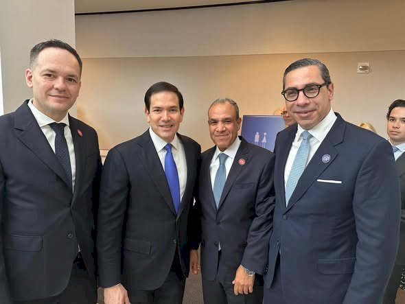 وزير الخارجية يبحث تعزيز الشراكات الإقليمية والدولية خلال لقاءات جانبية في واشنطن