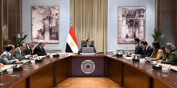 رئيس الوزراء يستعرض رؤية وزارة التخطيط والتنمية الاقتصادية وخطة عملها خلال الأعوام الثلاثة المقبلة