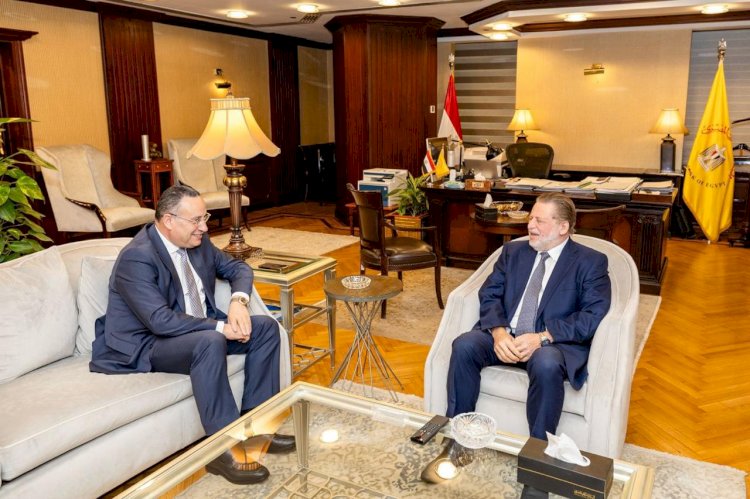 محافظ البنك المركزي المصري يلتقي وزير التعليم العالي والبحث العلمي لبحث التعاون المشترك
