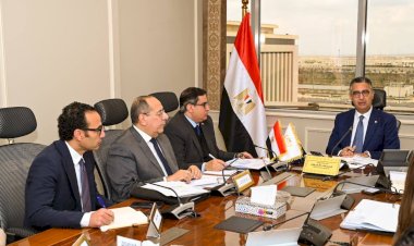 وزير التموين يعقد اجتماعًا موسعًا لمتابعة الاحتياطي الاستراتيجي من السلع والاطمئنان على توافرها بالأسواق