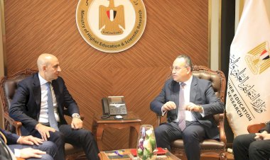وزير التعليم العالي يلتقي اللجنة المؤقتة لنقابة التكنولوجيين