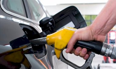 الحكومة تكشف أسباب رفع أسعار المواد البترولية