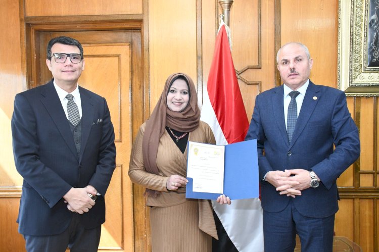  رئيس جامعة قناة السويس يصدر قرارًا بتكليف الأستاذة شيماء موسى أمينًا لكلية الصيدلة